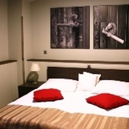 Zimmer Hotel Birokrat Fotos