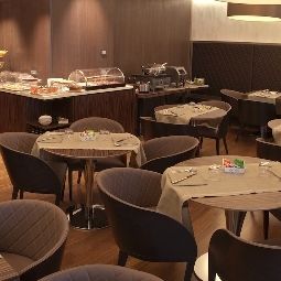 Außenansicht Berg Luxury Hotel Fotos