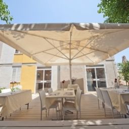 Restaurant Q Hotel-Poleg Beach Fotos