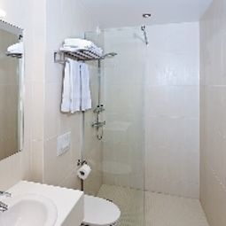 Badezimmer Hotel Klettur Fotos