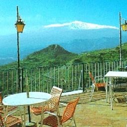 Exterior view Panorama di Sicilia Fotos