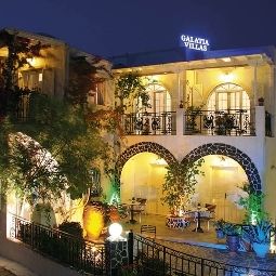 Galatia Villas Fira 