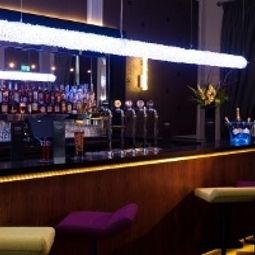 Bar The Place Fotos