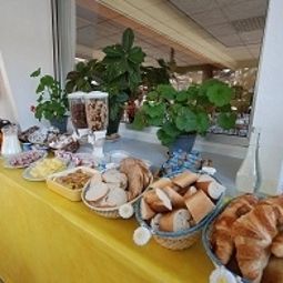 Buffet Hotel de Paris Fotos