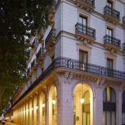 Vue extérieure K+K Hotel Picasso Fotos
