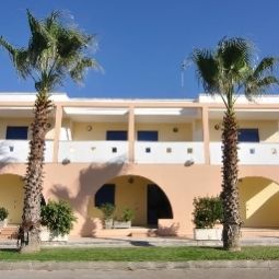 Vue extérieure Oasi Salento Residence Hotel Fotos