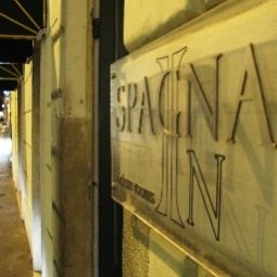 Vista exterior Inn Spagna Fotos