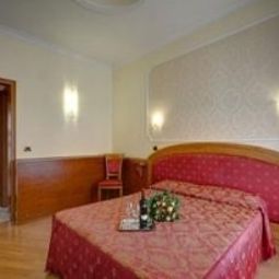  Inn Spagna Fotos
