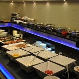 Buffet Sutton Fotos