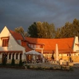 Balatonfoi Yacht Club Hotel Balatonkenese 