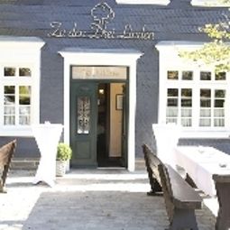Vue extérieure Zu den drei Linden Fotos