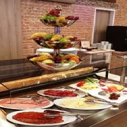 Buffet Estilo Fashion Hotel Budapest Fotos