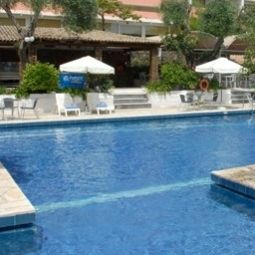 Piscine ALEXANDROS Perama-Corfu Fotos