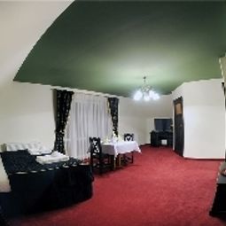  Kasztel Fotos