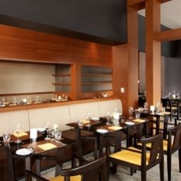 Restaurant Centra Ashlee Hotel Patong Fotos