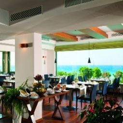 Frühstücksraum Elite Suites by Amathus Fotos
