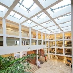 Hall Akademie des Sports Fotos