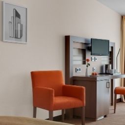 Business room InterCityHotel Darmstadt Fotos