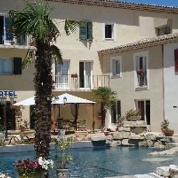  Le Village Provençal Fotos