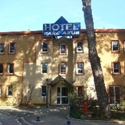 P'tit Dej-HOTEL Toulon Parc Azur Ollioules 