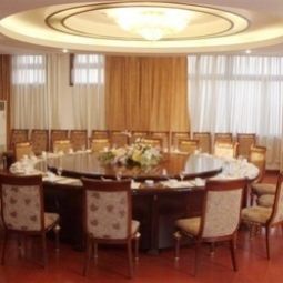Salle du petit-déjeuner située dans le restaurant Bihaiyuan Hotel Fotos