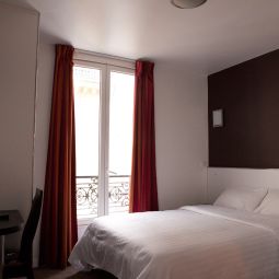  Royal Wagram Fotos