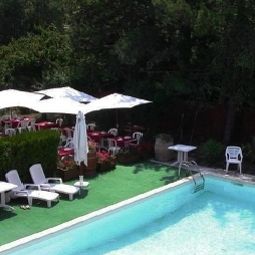 D'Uzes Logis Uzes 