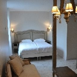 des Poèmes de Chartres Inter-hotel Chartres 