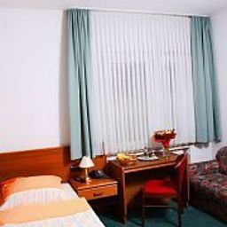 Zimmer Engelbertz Fotos