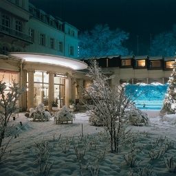 Außenansicht Europäischer Hof Fotos