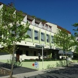 Exterior view Schlangenbader Hof Benessere Hotel Fotos