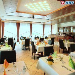 Breakfast room within restaurant Schlangenbader Hof Benessere Hotel Fotos