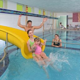 Pool RAMADA Vier Jahreszeiten Fotos