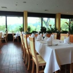 RAMADA Vier Jahreszeiten Fotos