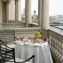 Terraza Starhotels Savoia Excelsior Palace Fotos