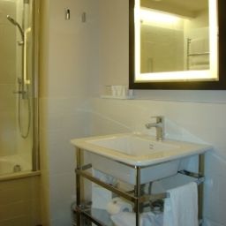 Camera da bagno Starhotels Michelangelo Fotos