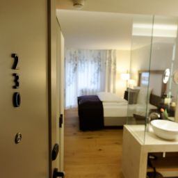  Waldhotel Fotos