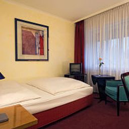 Room Grand City Berlin Fotos