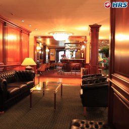 Breakfast room within restaurant Plaza Fotos