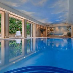Basen Villa Kastania Fotos