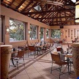 Breakfast room within restaurant Taj Pamodzi Fotos