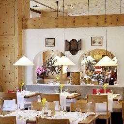 Frühstücksraum im Restaurant Eden Hotel Wolff Fotos