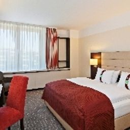 Zimmer Holiday Inn MUNICH Fotos