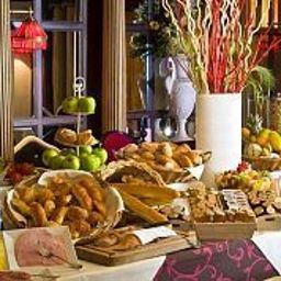 Buffet Warwick Barsey Fotos