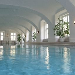 Pool Grand Hotel Sauerhof Fotos