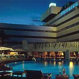Vista esterna Sheraton Roma Conference Center Fotos