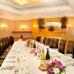  Rubens at the Palace Red Carnation Hotel Fotos