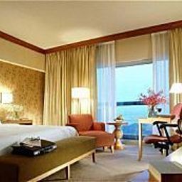 Junior-Suite Swissotel The Stamford Fotos