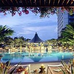 Pool Swissotel The Stamford Fotos