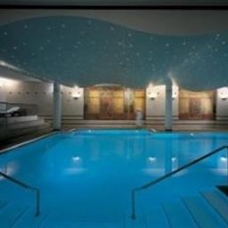 Pool Lausanne Palace and Spa Fotos